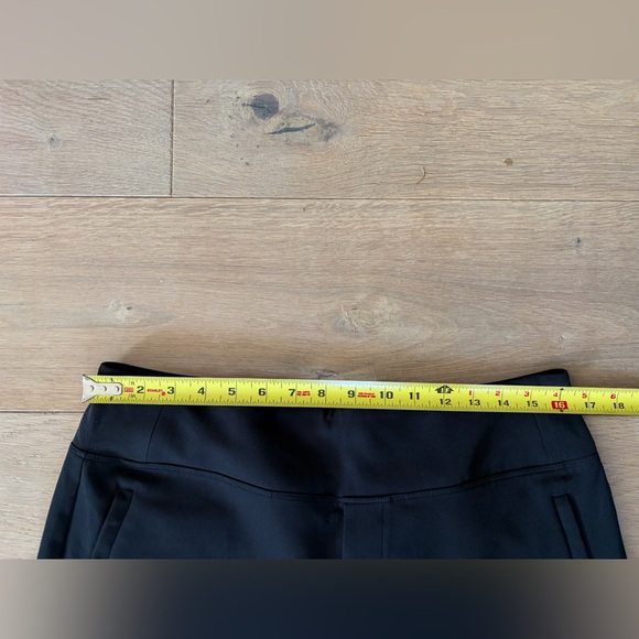 Athleta black Endless High Rise Pant - size 12 tall - Picture 3 of 7